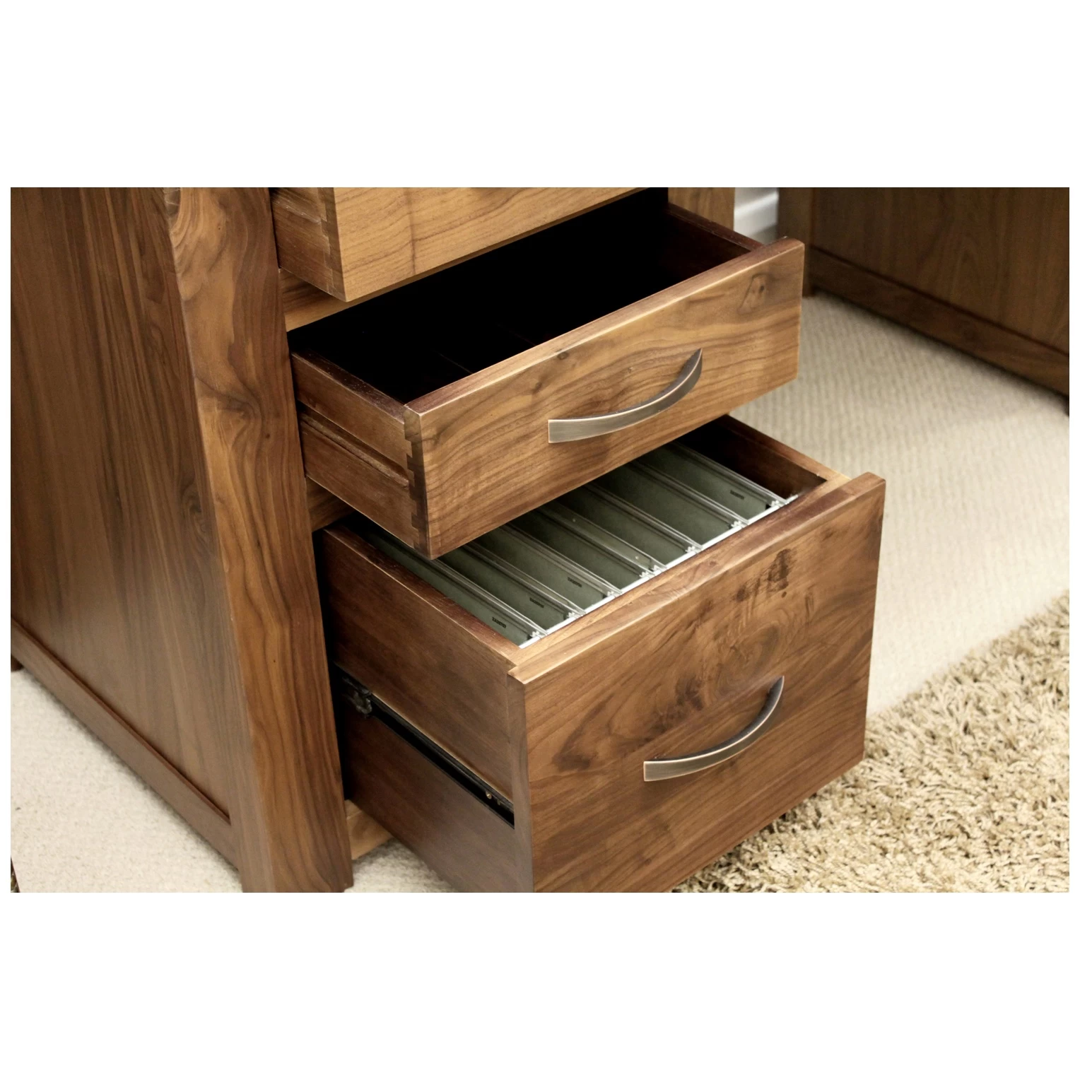 Hampshire Solid Walnut Twin Pedestal Computer Desk 4 Hampshire Solid Walnut Twin Pedestal Computer Desk - Image 4